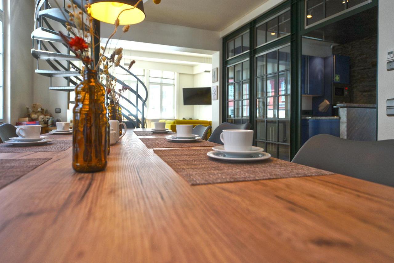 Loft13 Traumhafte Wohnung Mit Terrasse Fuer 8 Gaeste モンシャウ エクステリア 写真