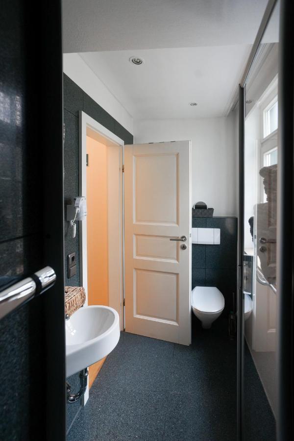 Loft13 Traumhafte Wohnung Mit Terrasse Fuer 8 Gaeste モンシャウ エクステリア 写真