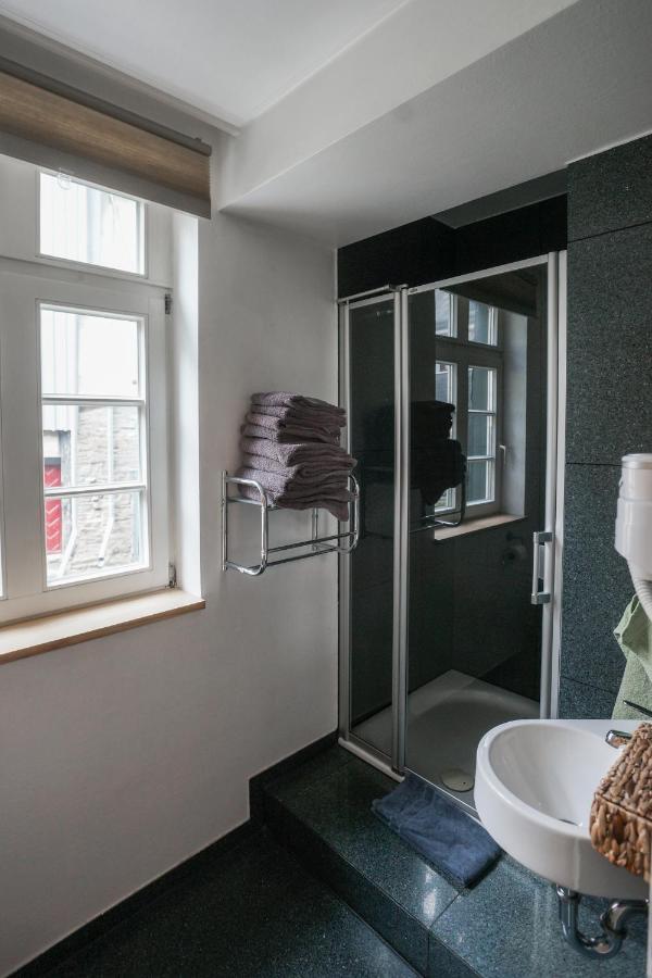 Loft13 Traumhafte Wohnung Mit Terrasse Fuer 8 Gaeste モンシャウ エクステリア 写真